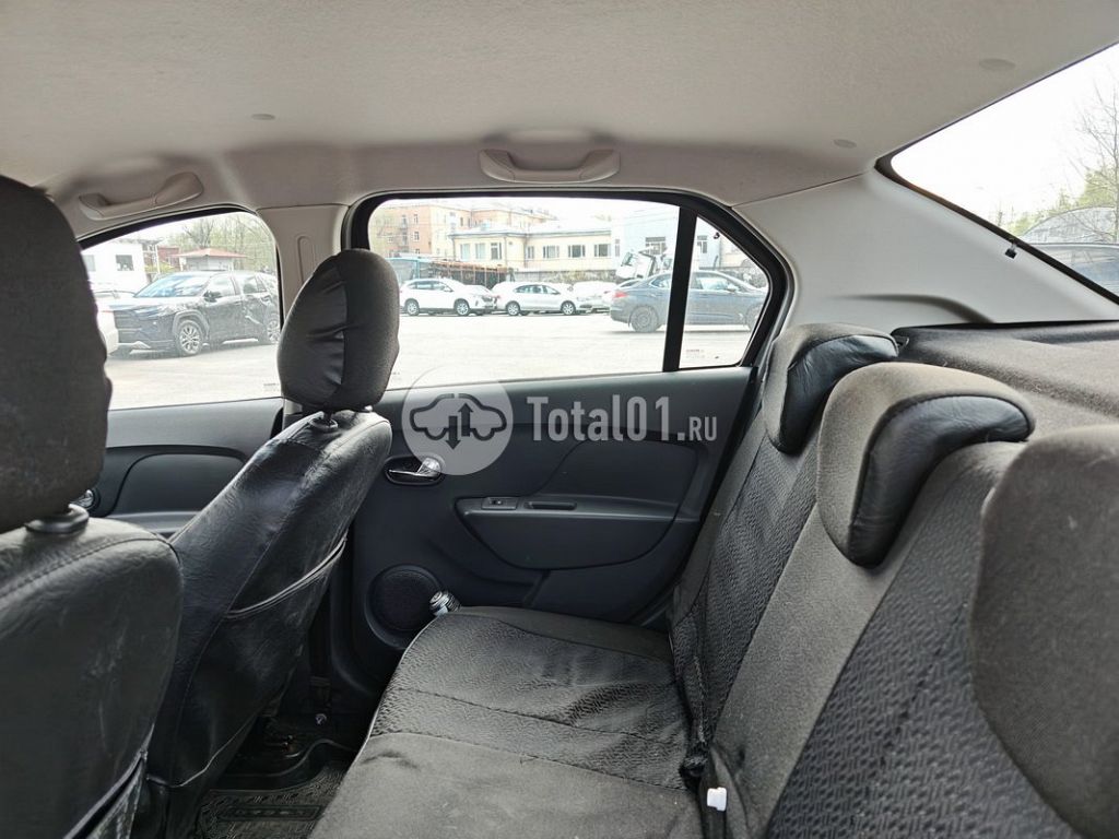 Фото Renault Logan 98