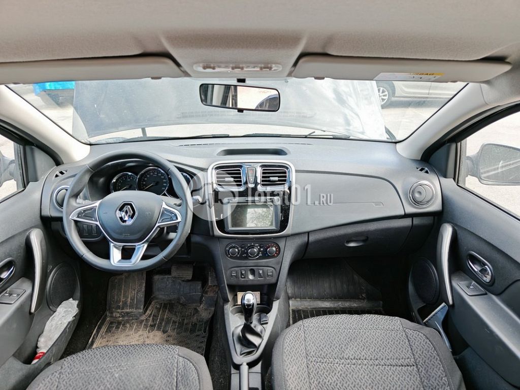 Фото Renault Logan 102