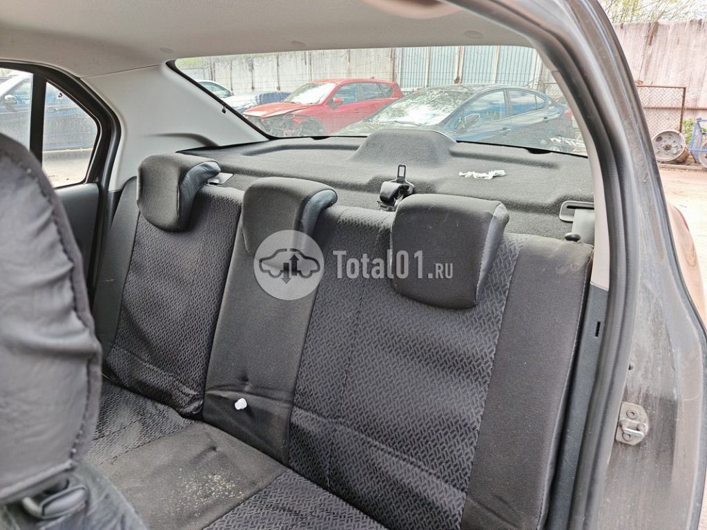Фото Renault Logan 104