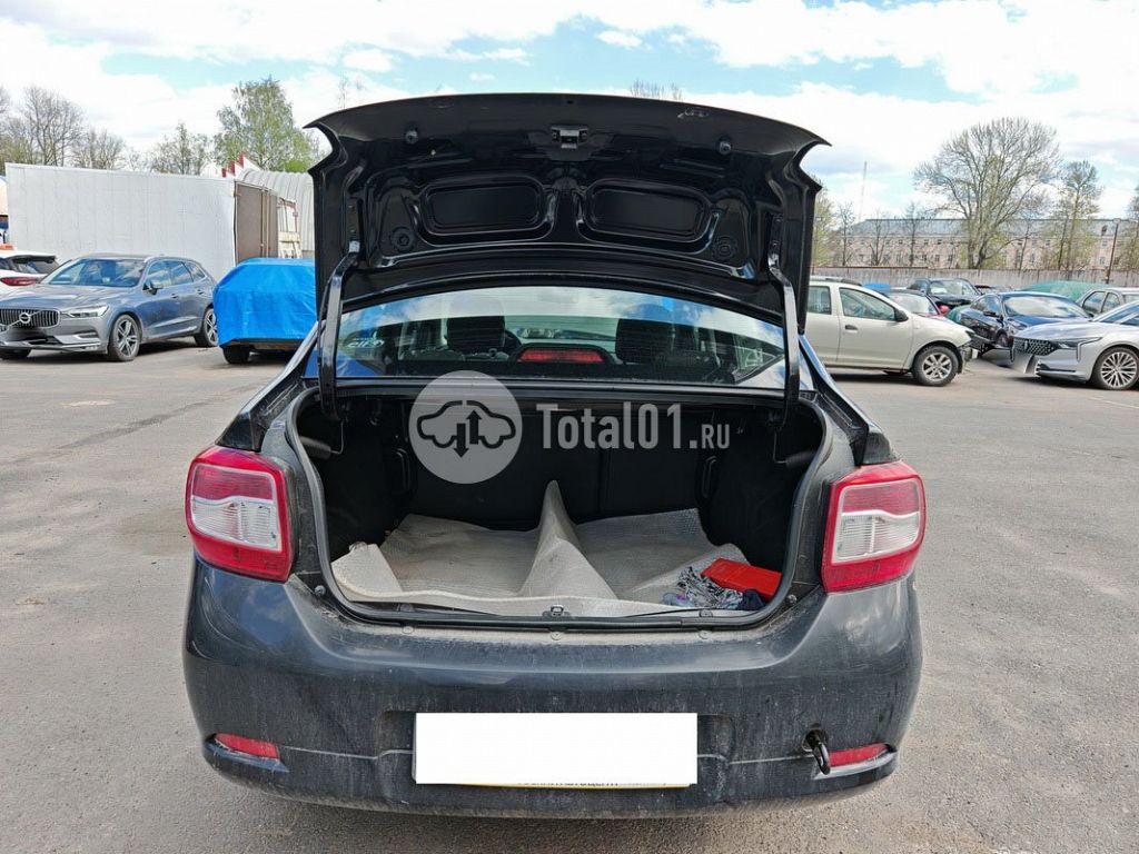 Фото Renault Logan 106