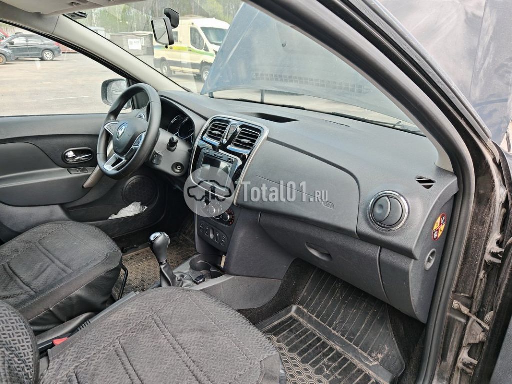 Фото Renault Logan 144