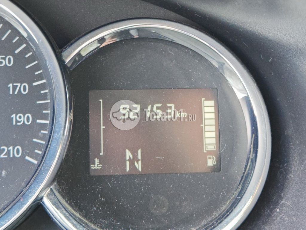 Фото Renault Logan 180