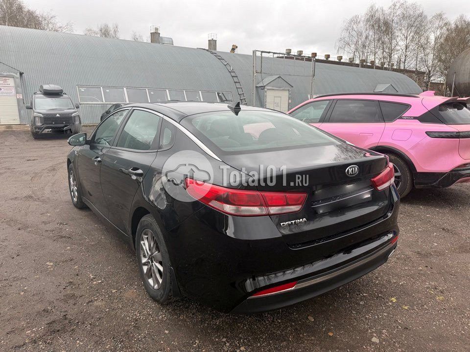 Фото KIA Optima 70