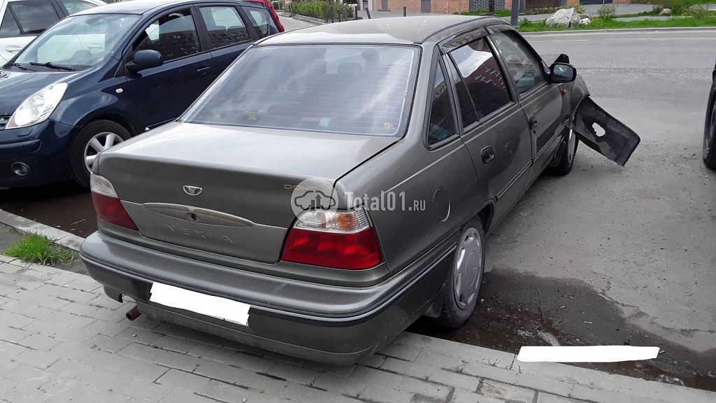 Фото Daewoo Nexia 8