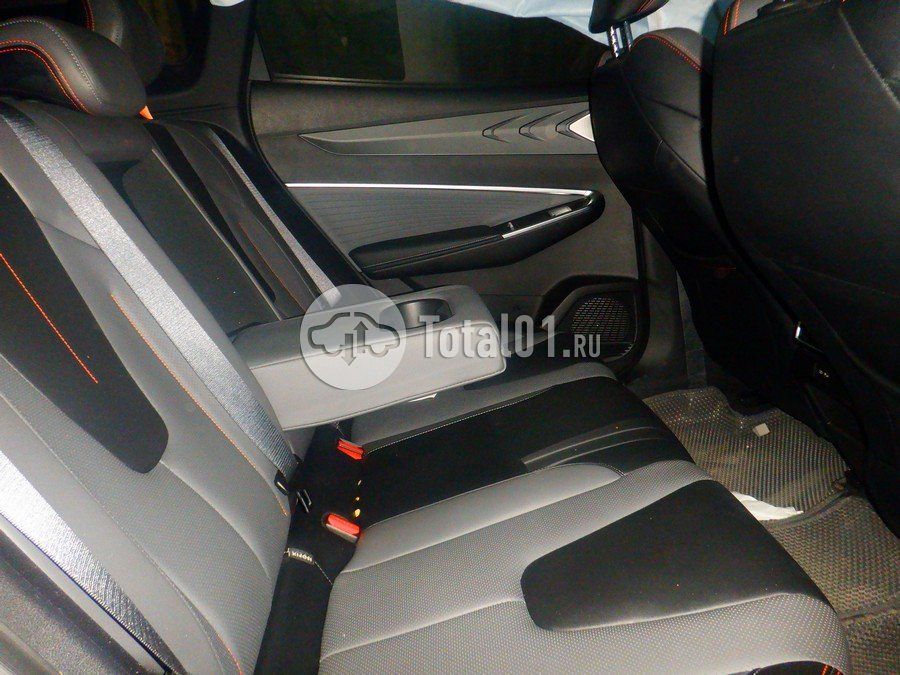 Фото Geely Cityray 40