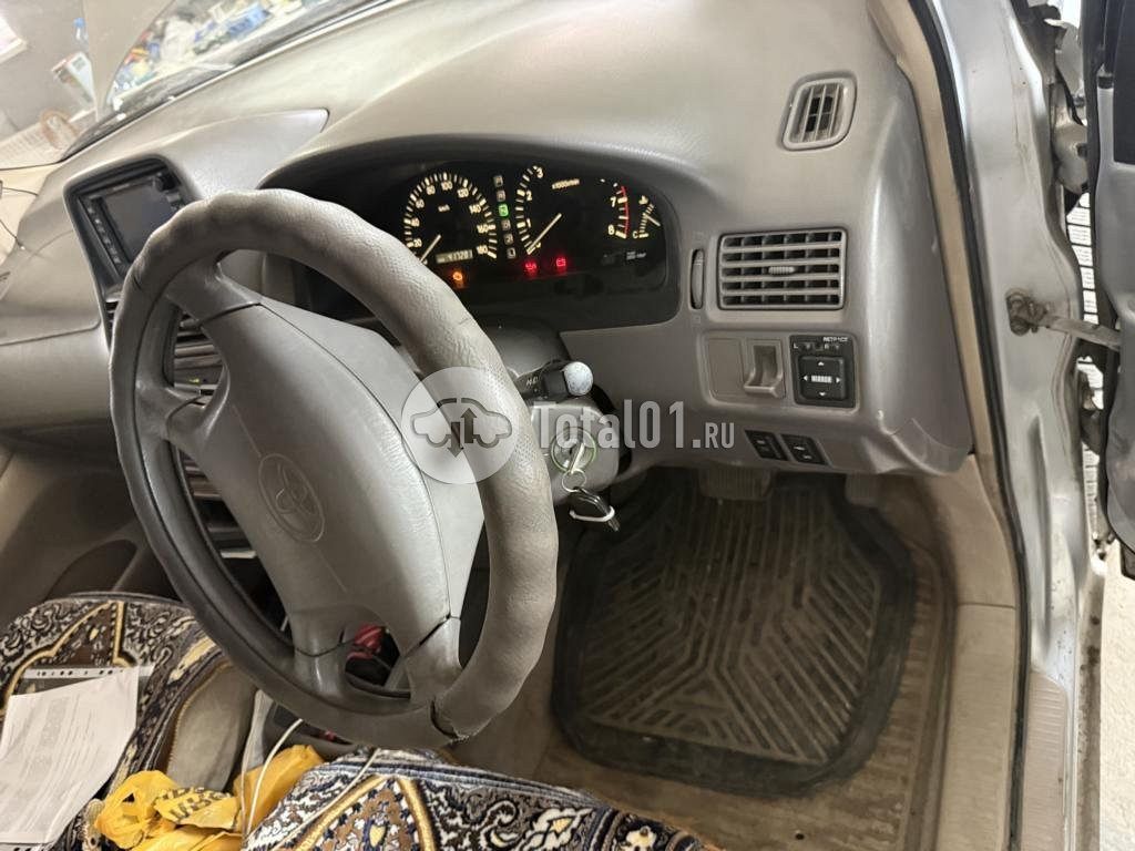Фото Toyota Ipsum 30