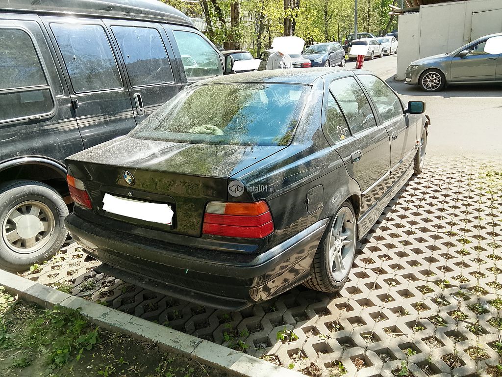 Фото BMW 3 серия 8