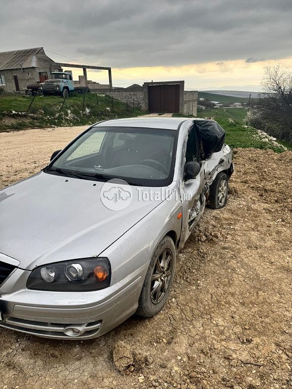 Фото Hyundai Elantra 6