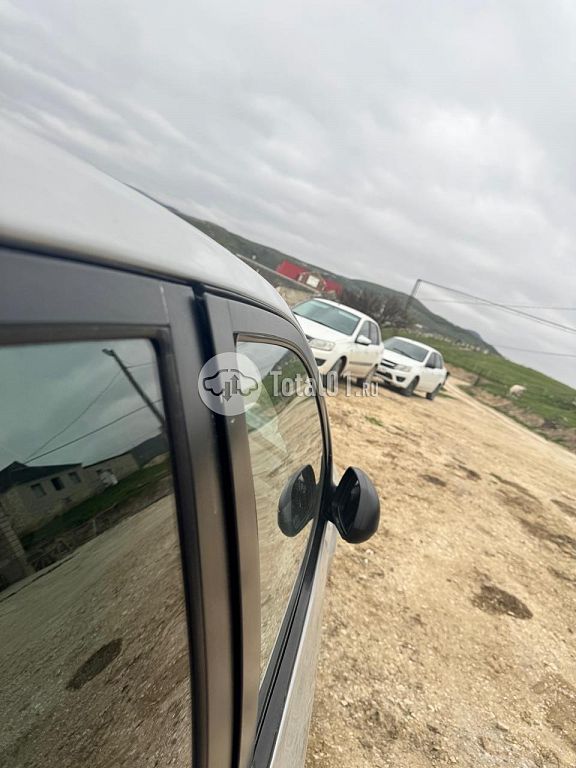 Фото Hyundai Elantra 18