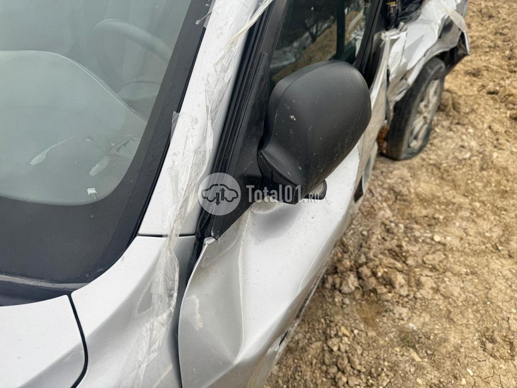 Фото Hyundai Elantra 38