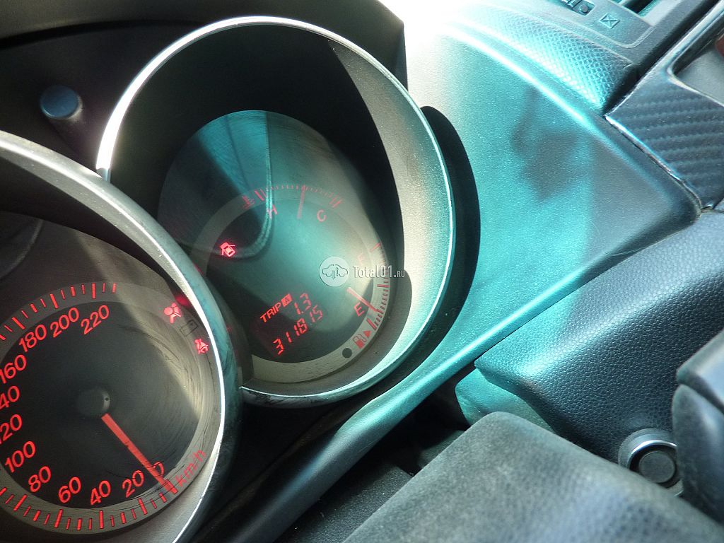 Фото Mazda 3 42