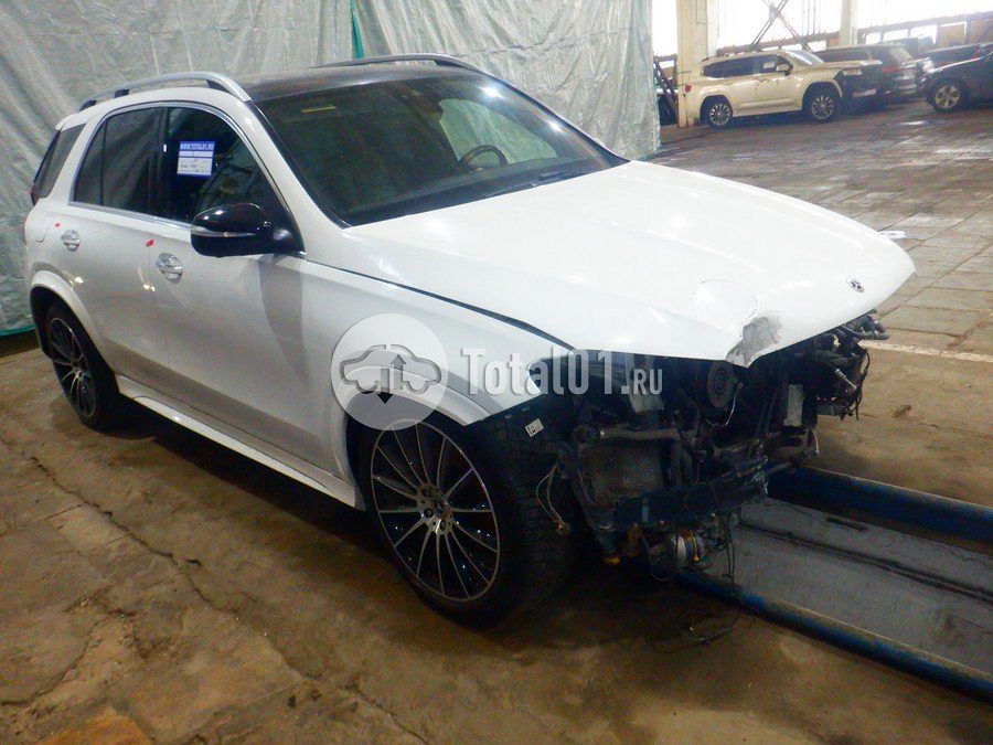 Фото Mercedes-Benz GLE-класс 12
