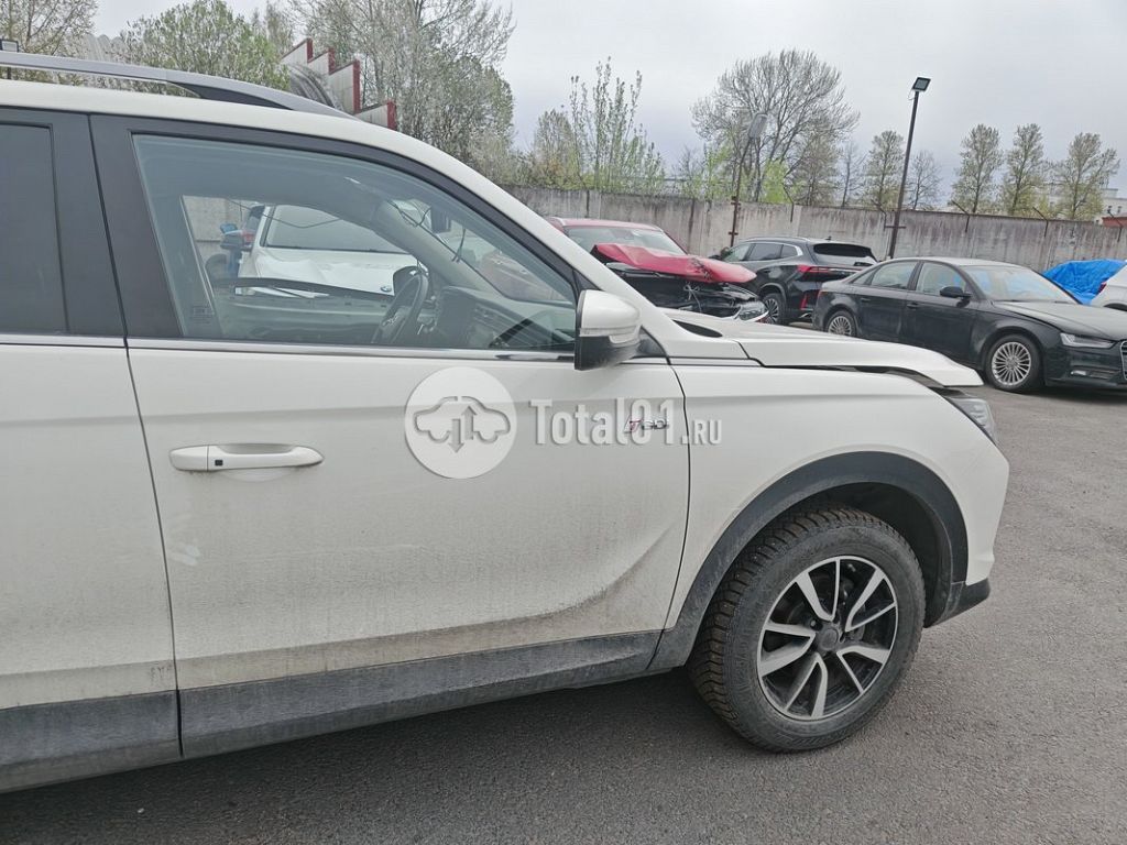 Фото SsangYong Korando 12