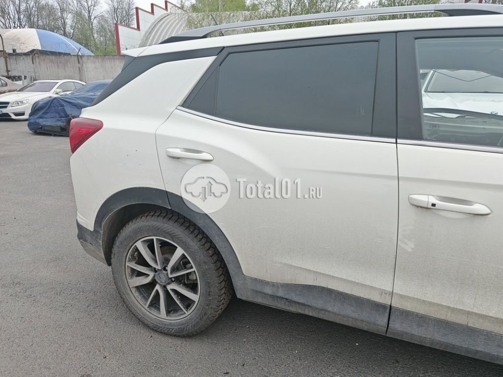 Фото SsangYong Korando 14