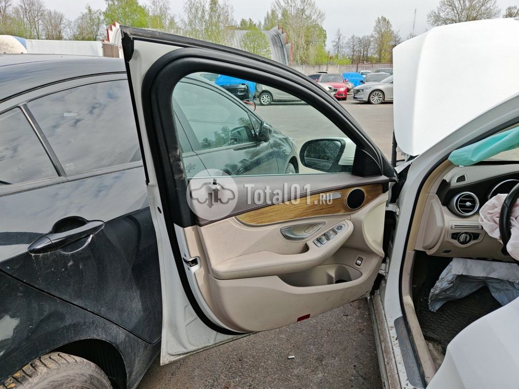 Фото Mercedes-Benz C-класс 64