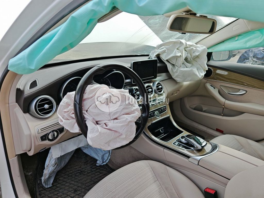 Фото Mercedes-Benz C-класс 76