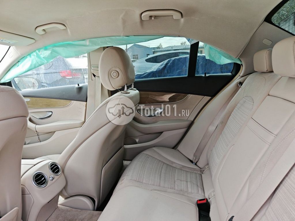Фото Mercedes-Benz C-класс 88
