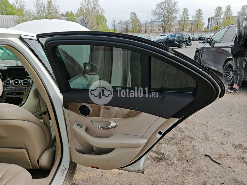 Фото Mercedes-Benz C-класс 114