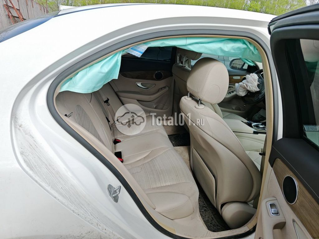 Фото Mercedes-Benz C-класс 116
