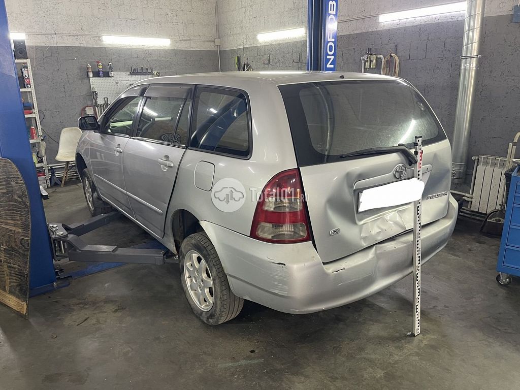 Фото Toyota Corolla Fielder 6