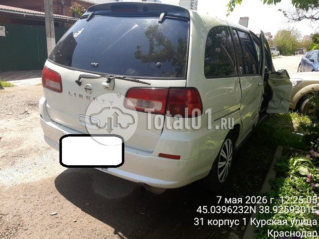 Фото Nissan Liberty 14