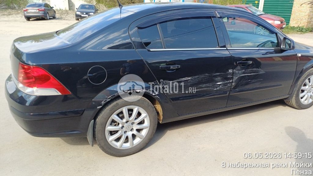 Фото Opel Astra 16