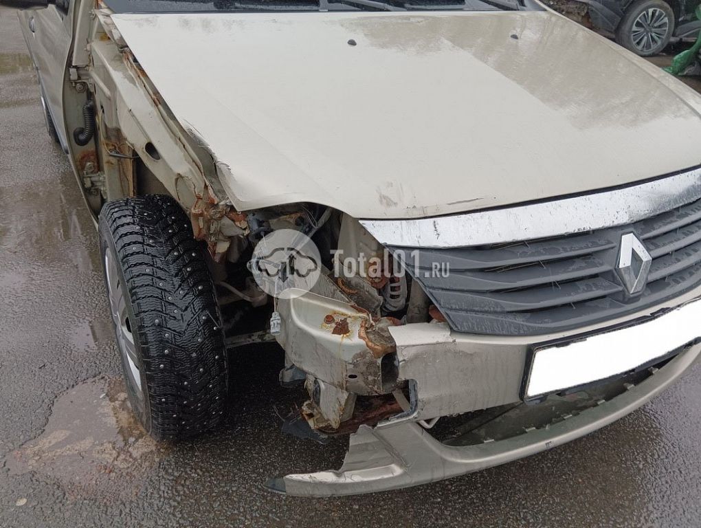 Фото Renault Logan 8