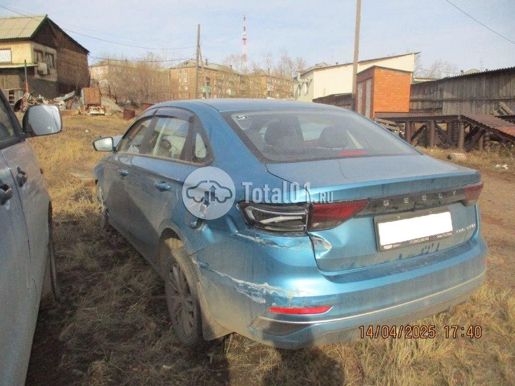 Фото Geely Emgrand 16
