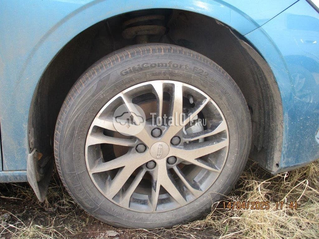 Фото Geely Emgrand 20