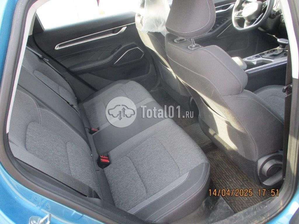 Фото Geely Emgrand 70