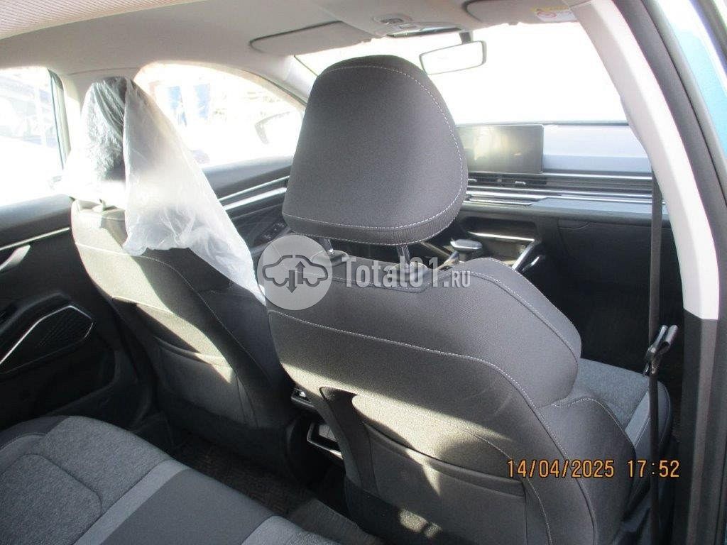 Фото Geely Emgrand 74