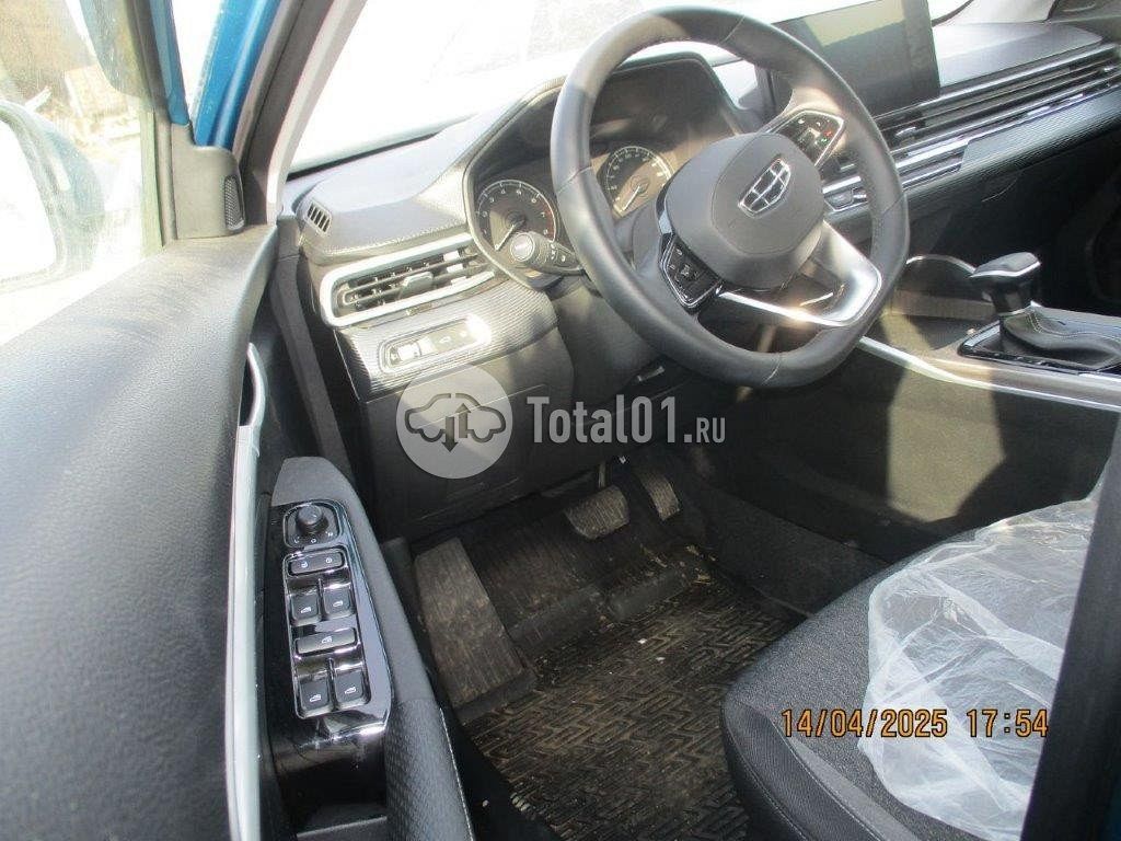 Фото Geely Emgrand 108