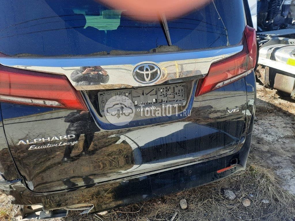Фото Toyota Alphard 84