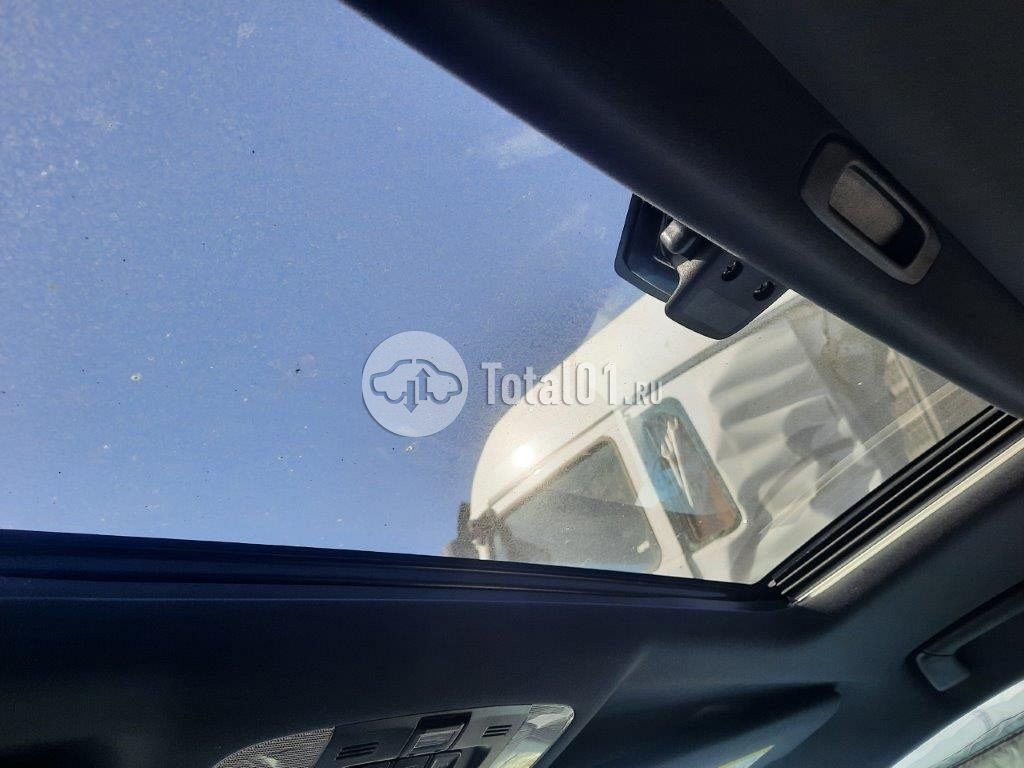 Фото Toyota Alphard 120
