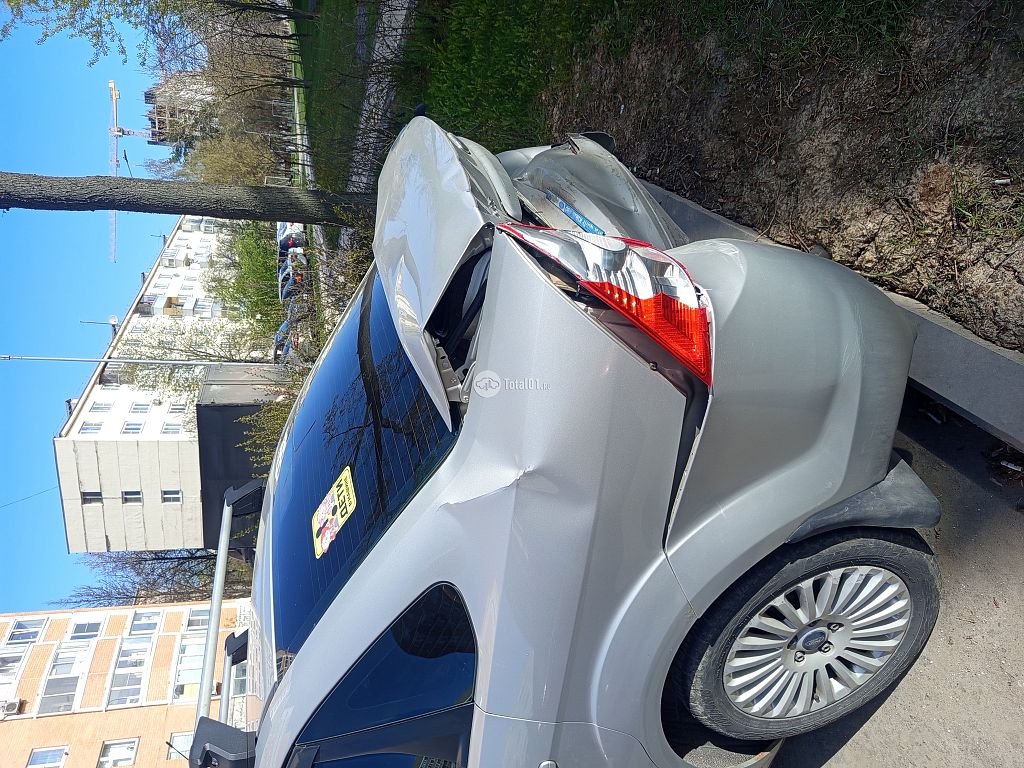 Фото Ford Focus 8
