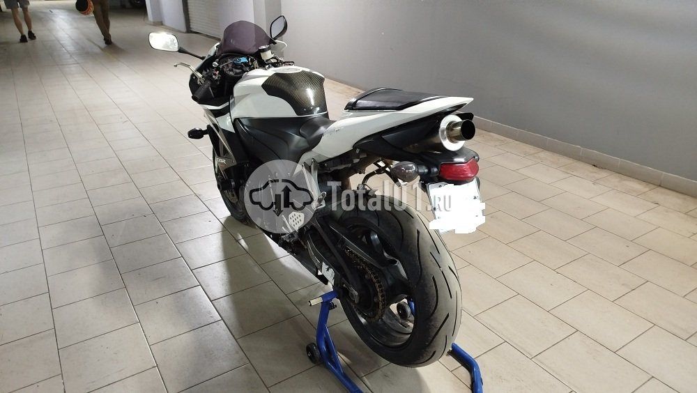 Фото Honda CBR600RR 10