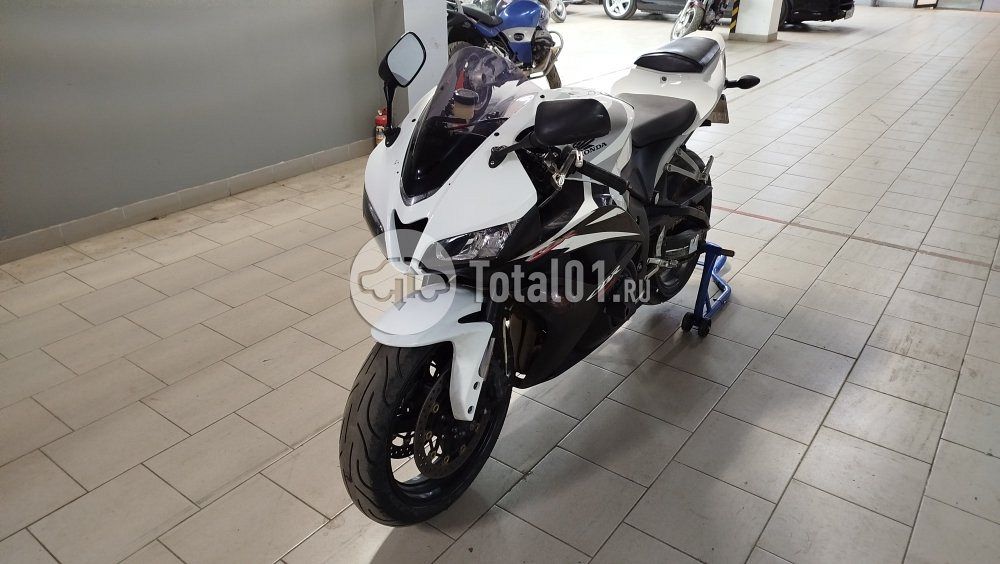 Фото Honda CBR600RR 14