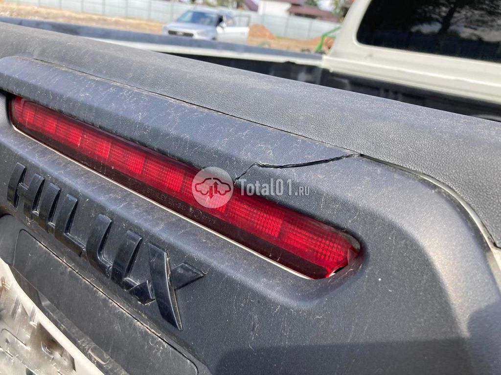 Фото Toyota Hilux 28