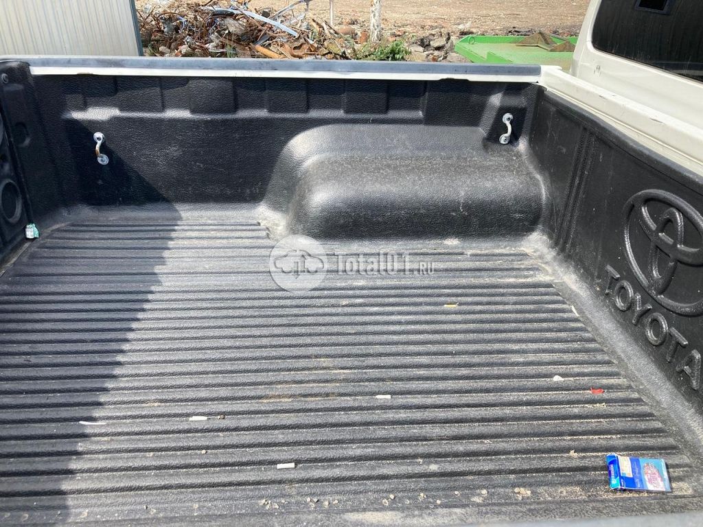 Фото Toyota Hilux 52