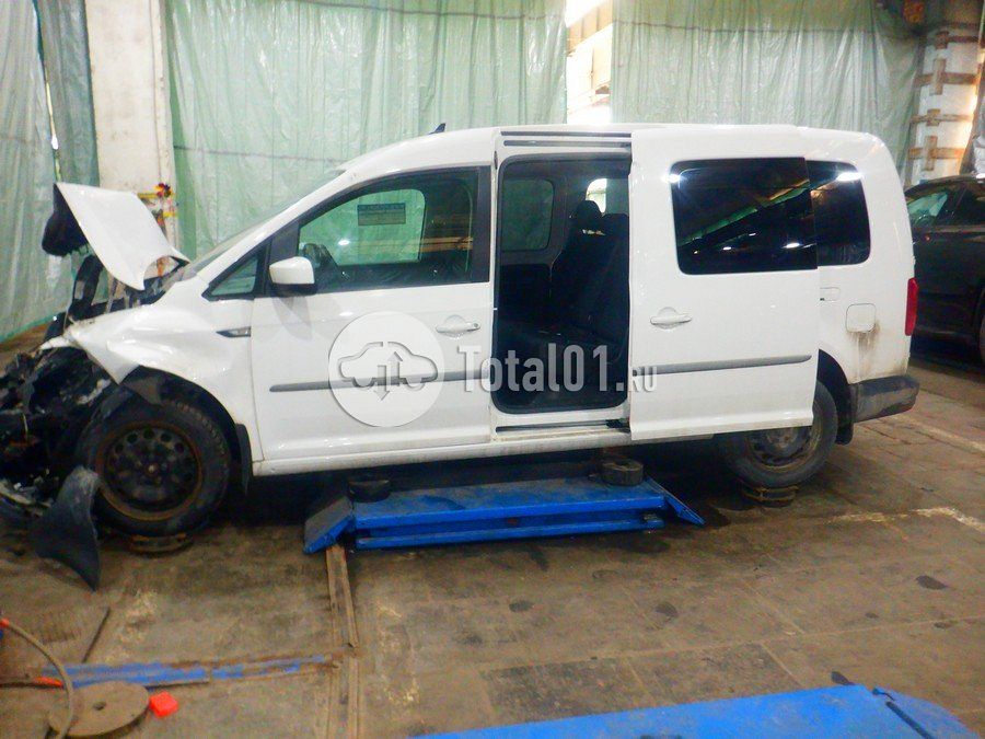 Фото Volkswagen Caddy 10