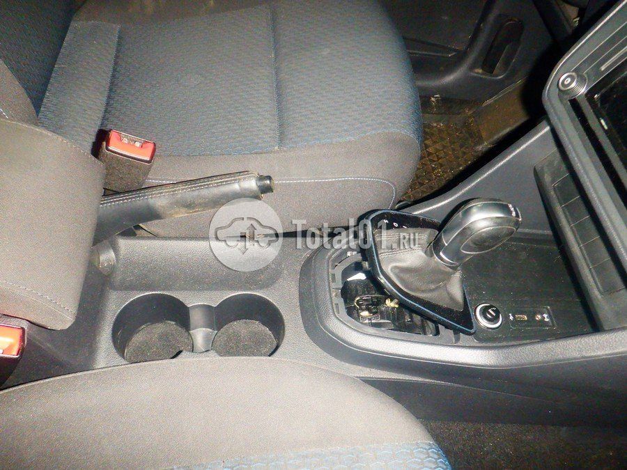 Фото Volkswagen Caddy 30