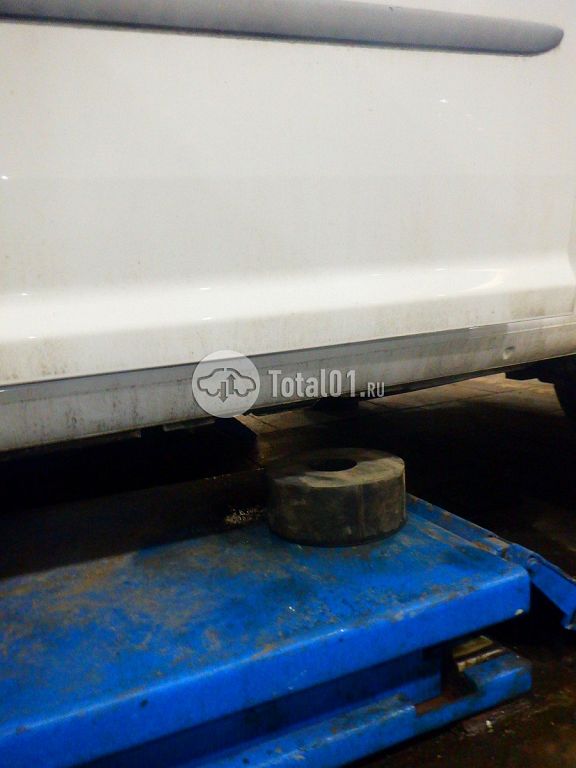 Фото Volkswagen Caddy 160