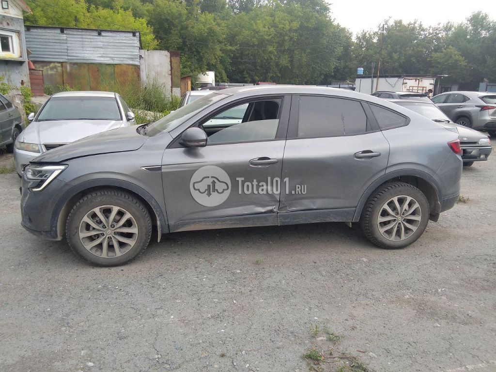 Фото Renault Arkana 6
