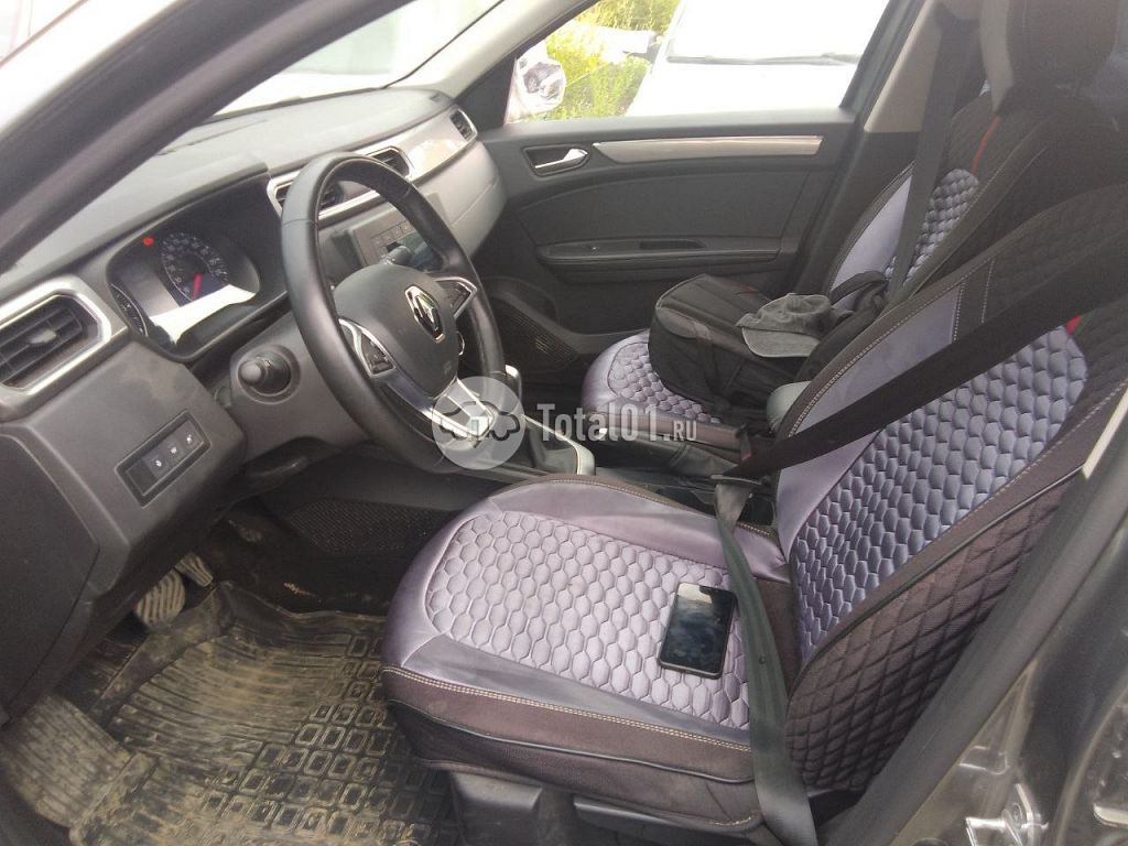 Фото Renault Arkana 10