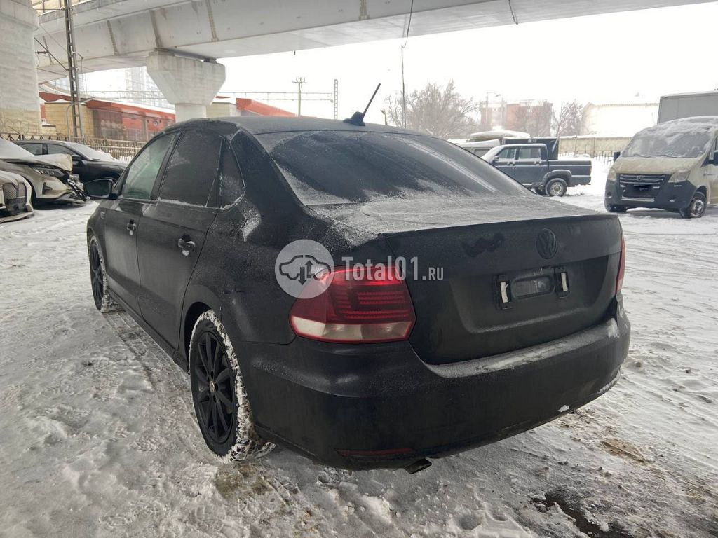 Фото Volkswagen Polo 10