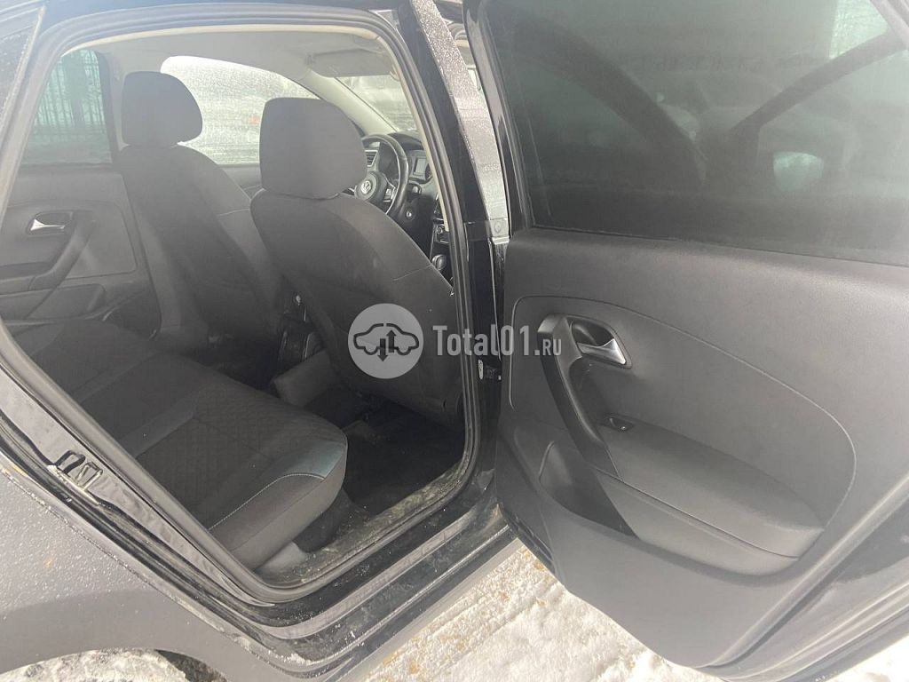 Фото Volkswagen Polo 22