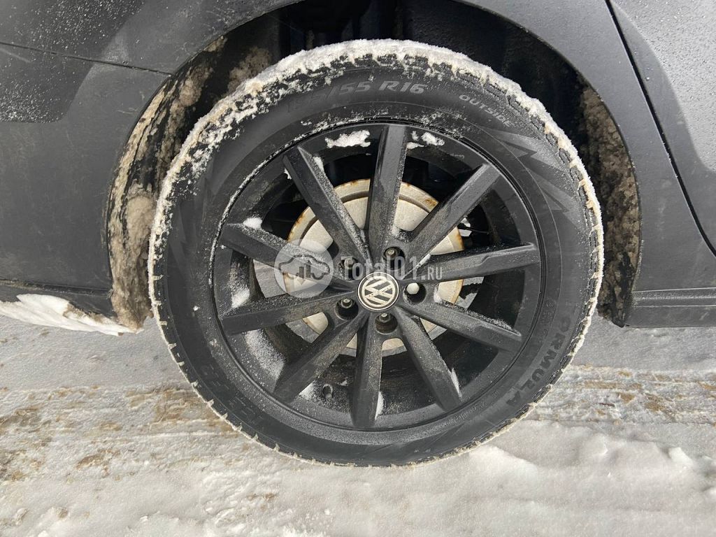 Фото Volkswagen Polo 28