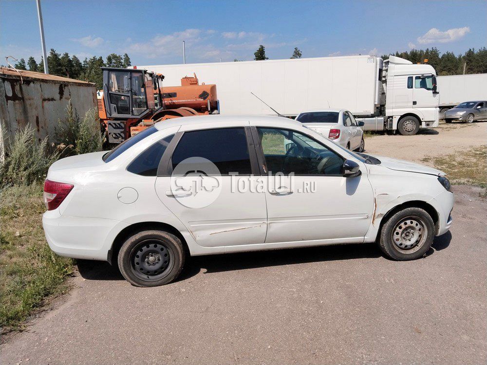 Фото ВАЗ (LADA) Granta 8