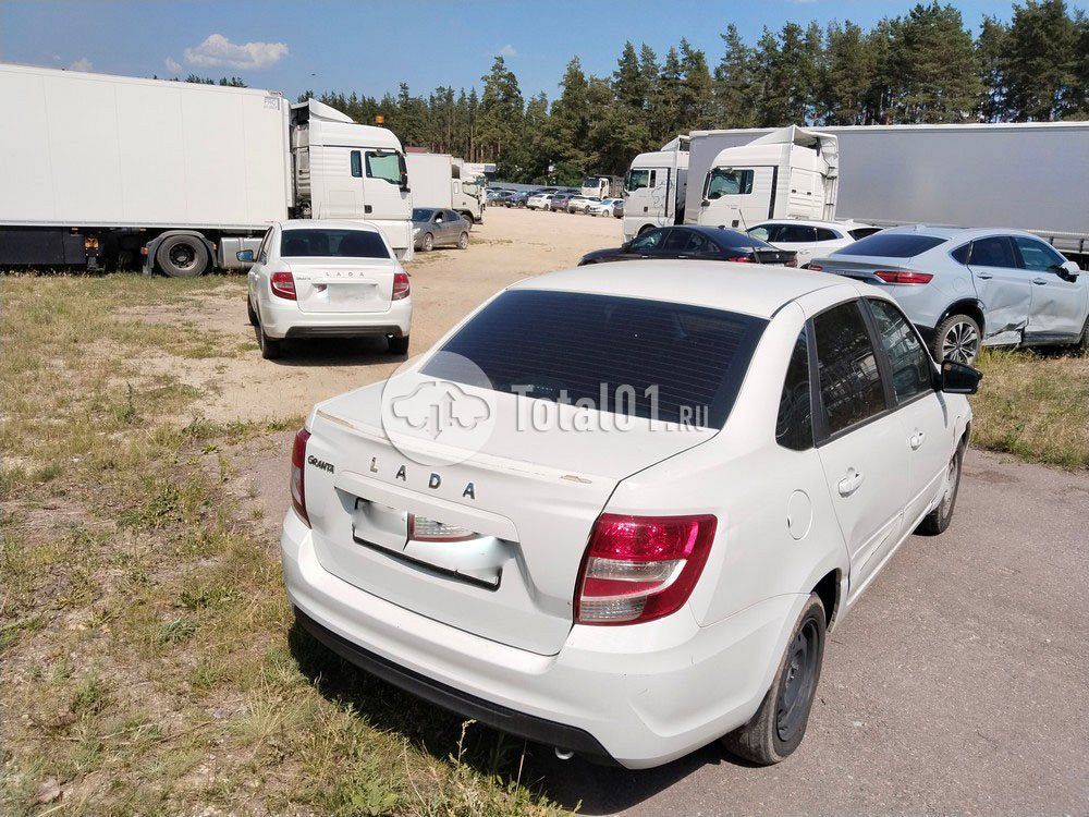 Фото ВАЗ (LADA) Granta 12