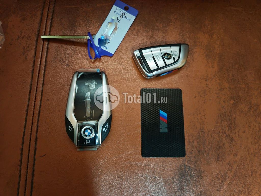 Фото BMW X5 M 12